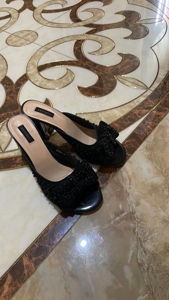 Продаю жен туфли