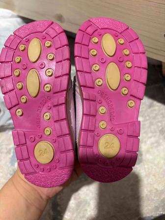 Обувь ортопедическая кожаная.