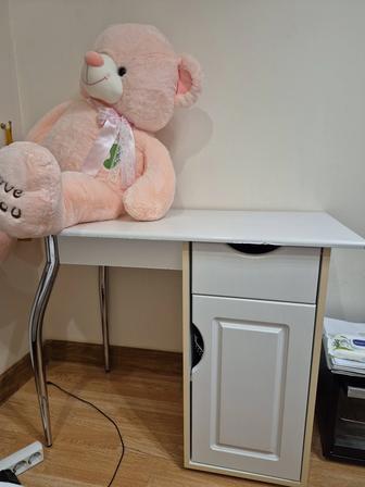 Продам стол