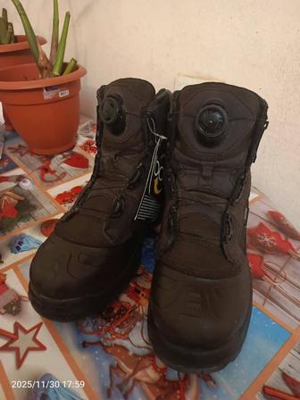 Рабочие ботинки