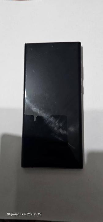 Смартфон Samsung Galaxy S22 ultra
