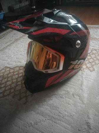 мотоциклетный шлем