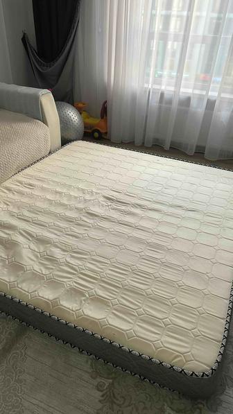 Отдам матрас 180х200