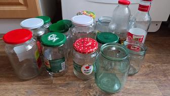 Банки стеклянные.