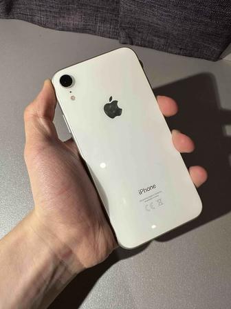 Продам iPhone XR 64gb срочно торг!