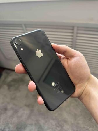 Продам iPhone XR 128gb срочно торг!