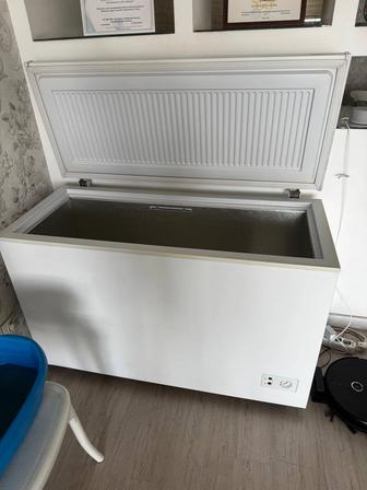 Продам морозильную камеру