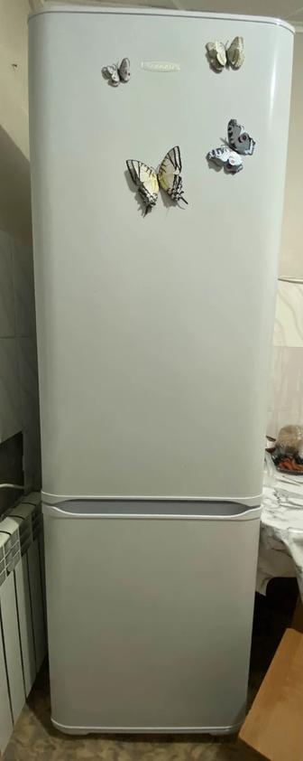 Продаю холодильник Бирюса