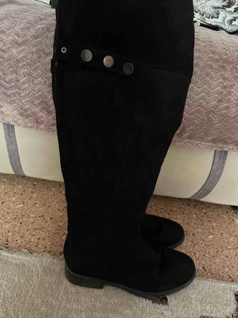 Продам зимние сапоги