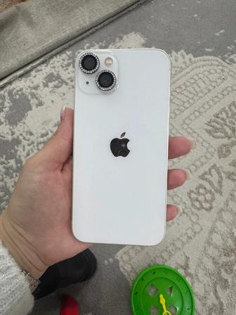 Продам айфон 13