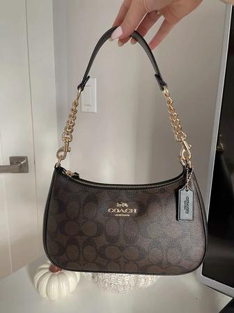 ПРОДАМ сумку Coach