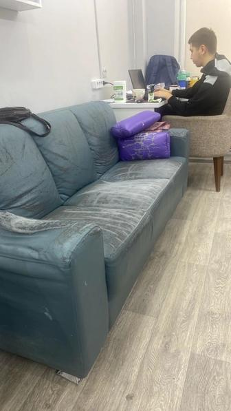 Диван отдам даром