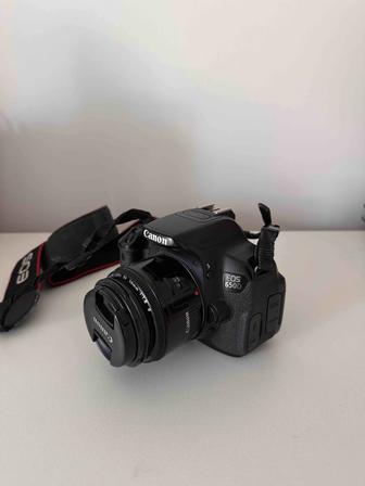 Продам фотоаппарат canon eos 650D