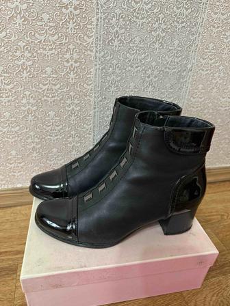 Срочно продам полусапожки