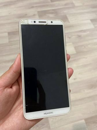 Продам телефон Huawei Y5