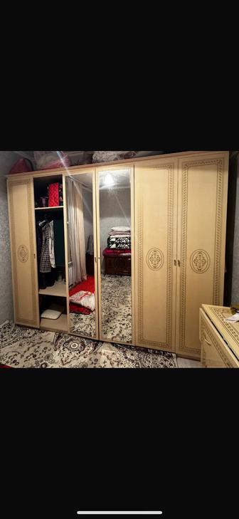 Продам б/у мебель шифоньер