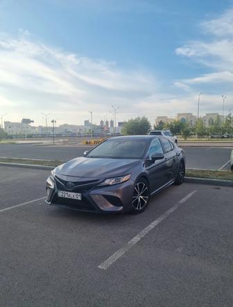 Аренда авто Camry 75