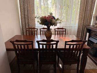 Продам стол и 8 стульев
