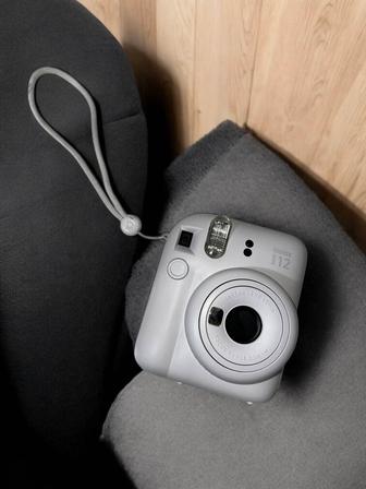 Fujifilm Instax mini 12