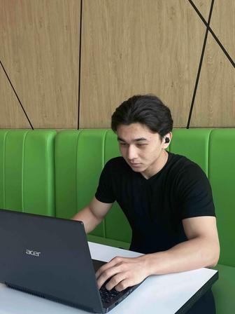 Официант / официантка