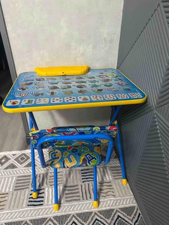 Стол детский