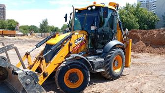 Эксковатор - погрузчик JCB 3 в1