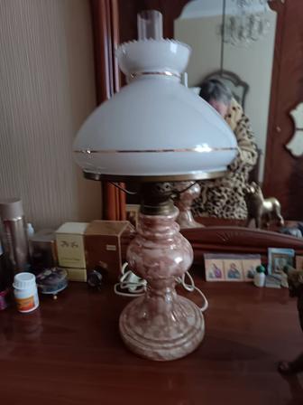 Лампа настольная