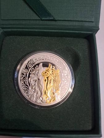 Лошадь, верблюд монета