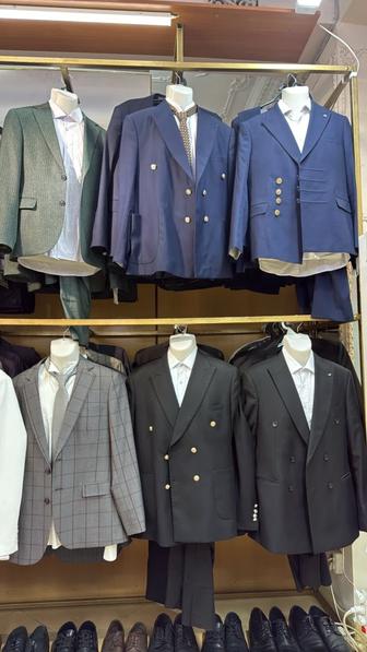 Прокат классических мужских костюмов