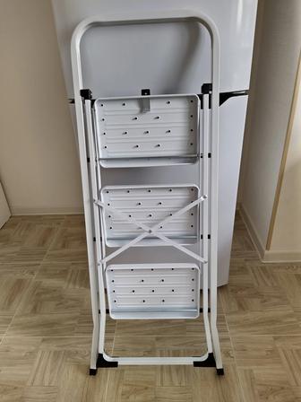 Стремянка стальная