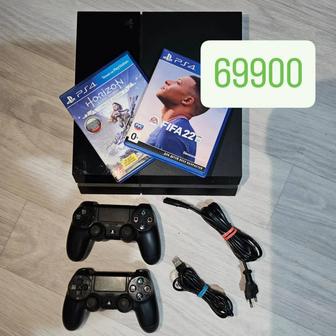 PS 4 500GB2 Геймпада оригинал2 игры,полный комплект/Ред/0012