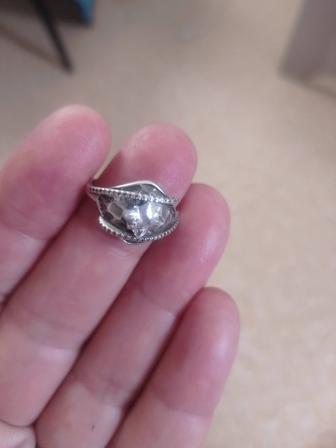 Серебряное кольцо