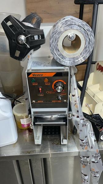 Срочно продается аппарат для запечатывания стаканов для напитка с собой