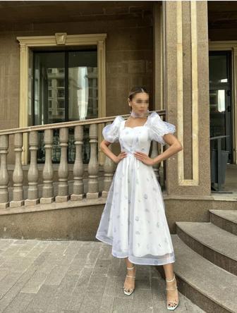 Платье вечернее