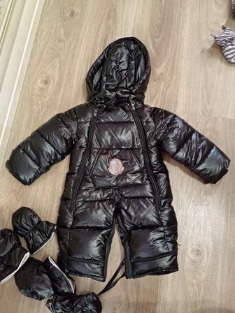 Продам комбинезон зимний MONCLER