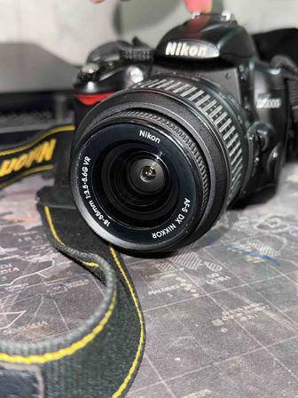 Nikon D5000