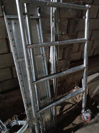 Леса строительный