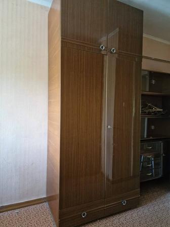 Шкаф для верхней одежды продам