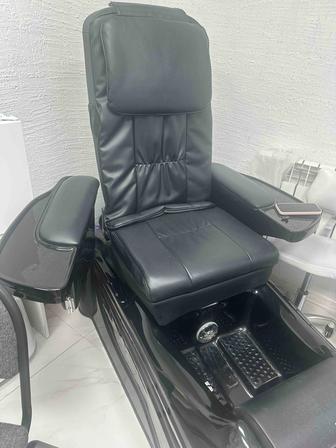 Продам педикюрное кресло