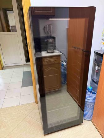 Продается винный шкаф