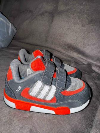 Продам кросовки