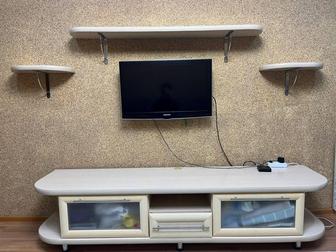 Продам тумбу под телевизор