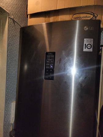 Продам холодильник