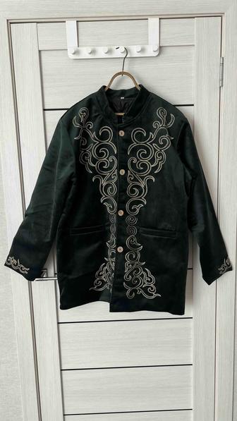 Продам мужской жилет