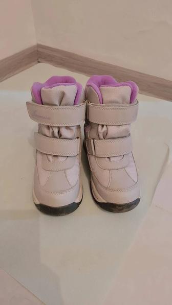 Продам ортопедическую обувь зимняя. Размер 32