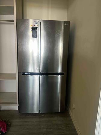 Холодильник LG Side-by-Side No Frost / Большой