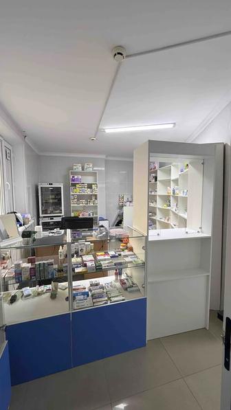 Продается мебель для аптеки