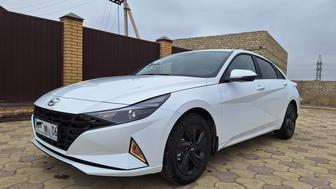 Сдается в аренду с ВОДИТЕЛЕМ автомашина Hyundai Elantra