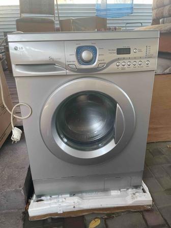 Продам стиральную машину
