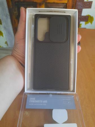 Продам два новых чехла для телефона Samsung S23 Ultra Покупали в Озоне (ори
